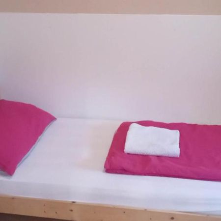 Levendula Apartment Бекесксаба Екстериор снимка